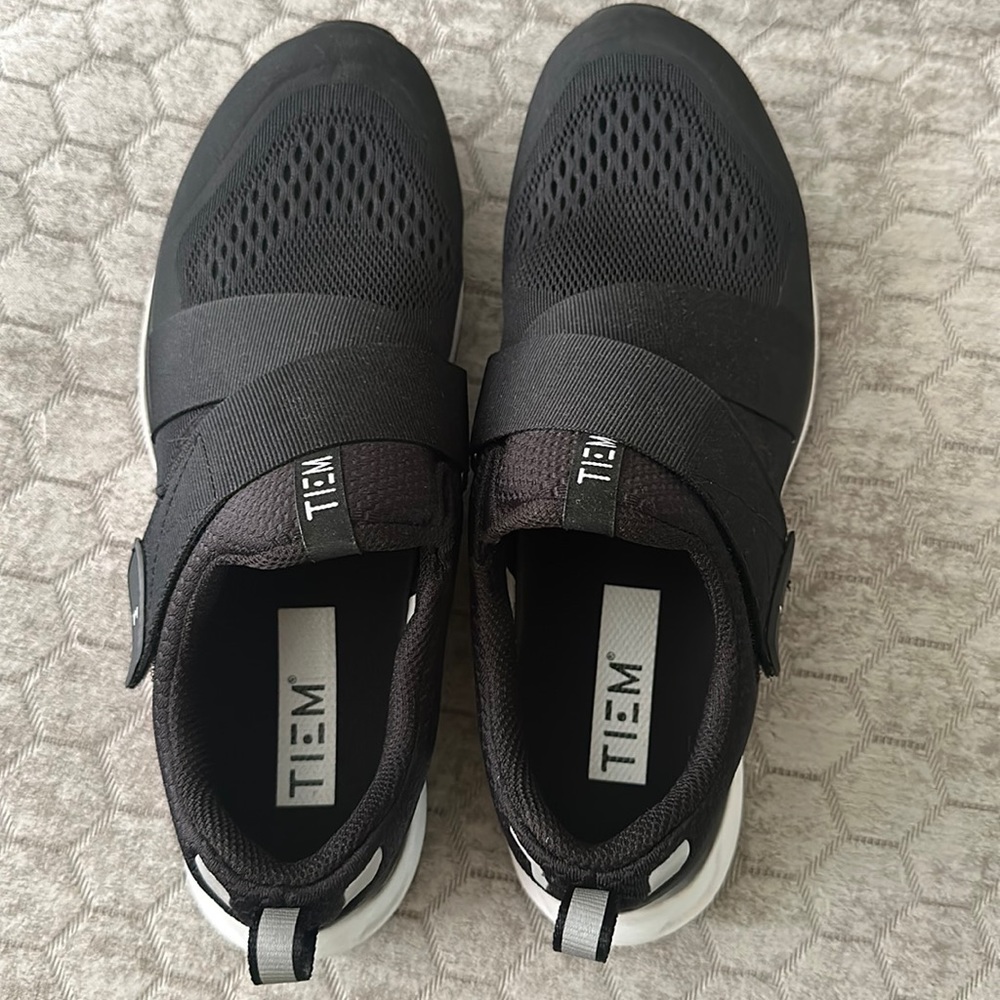 TIEM SPIN SHOES